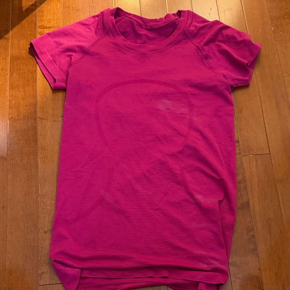 Lululemon swiftly tech shirt
